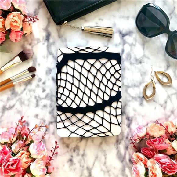 Fishnet Patterned Tights - Picture 5 of 6